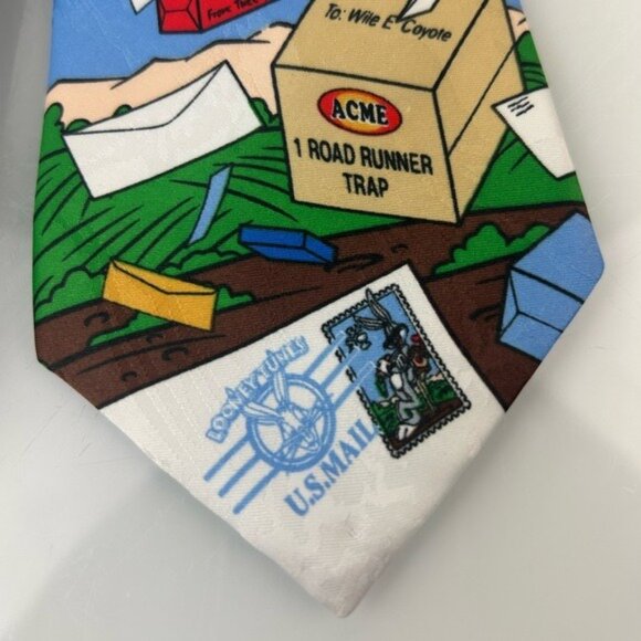 Looney Tunes Stamp Collection Bugs Bunny Drop Mail Tie 1997 - Picture 4 of 15